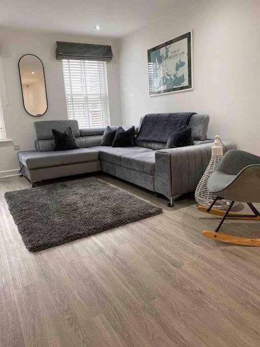 Luxury Town Centre Apartment Walking Distance To Rsc Theatre Stratford-upon-Avon Exterior photo