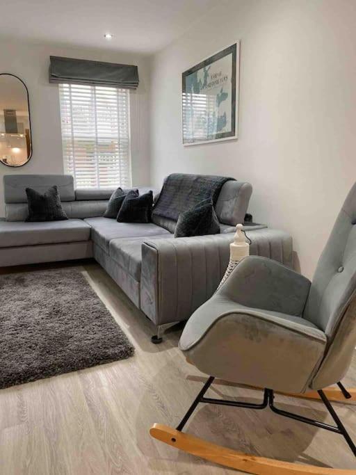 Luxury Town Centre Apartment Walking Distance To Rsc Theatre Stratford-upon-Avon Exterior photo